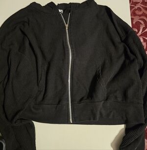 Faded Rose Black Ribbed Zip-Up Crop Sweater